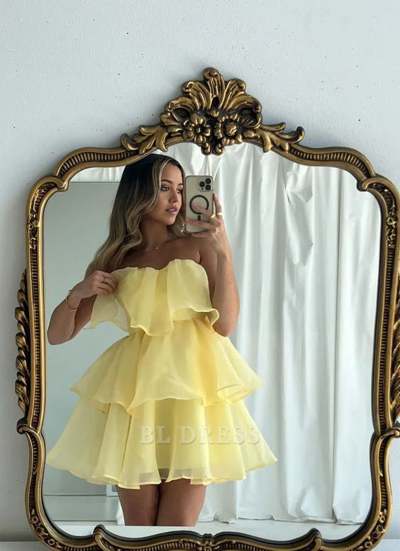 Cute Yellow Short A Line V Neck Prom Homecoming Dresses with Thin Belt