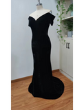 Mermaid / Trumpet Evening Gown Celebrity Style Dress Prom Sweep / Brush Train Short Sleeve V Neck Velvet with Sleek