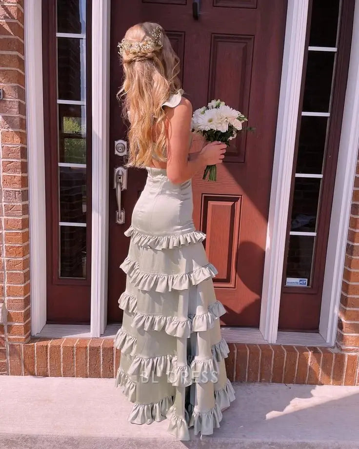 A-Line/Elegant Ruffles V-neck Satin Sleeveless Prom Dresses
