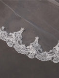 One-tier Lace Wedding Veil Chapel Veils with Appliques Tulle