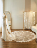 One-tier / Lace Wedding Veil Cathedral Veils with Embroidery / Appliques / Paillette 118.11 in (300cm) Tulle