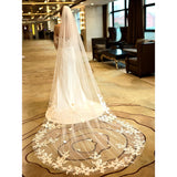 One-tier Wedding Veil Chapel Veils / Cathedral Veils with Embroidery 118.11 in (300cm)  / Tulle