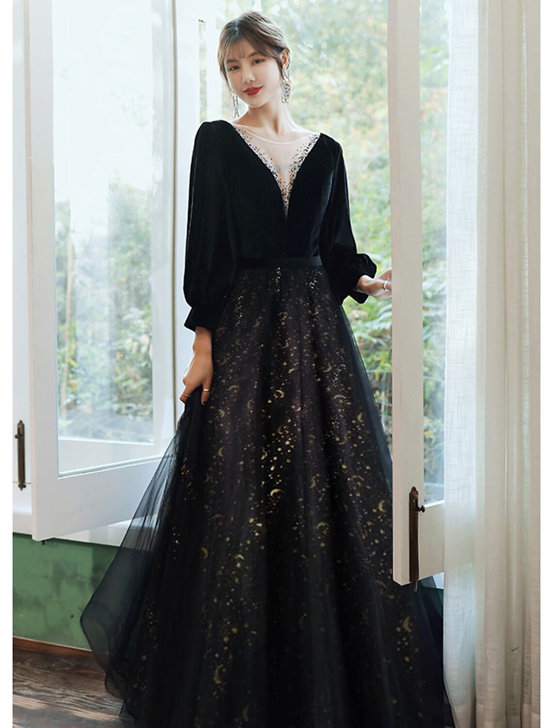 A-Line Evening Gown Sparkle Dress Wedding Guest Floor Length Long Sleeve V Neck Satin with Crystals Sequin