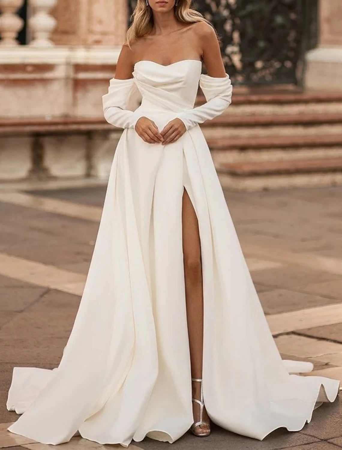 Hall Casual Wedding Dresses A-Line Off Shoulder Long Sleeve Court Train Satin Bridal Gowns With Split Front Solid Color