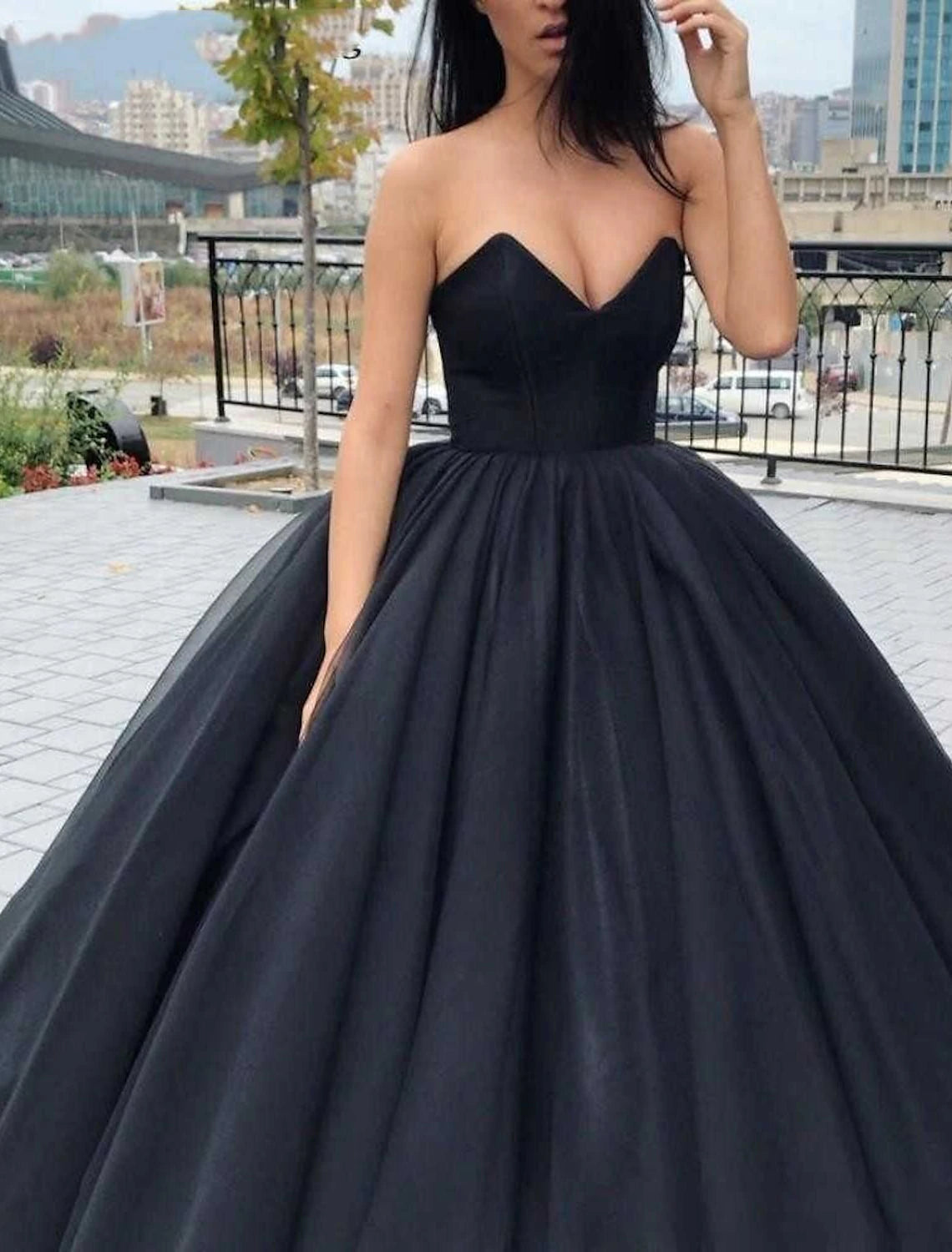 Black Wedding Dresses Formal Ball Gown Sweetheart Strapless Floor Length Satin Engagement Gothic Fall Halloween Bridal Gowns With Draping