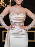 Sheath / Column Prom Dresses Elegant Dress Formal Prom Floor Length Long Sleeve Sweetheart Satin with Sequin Slit