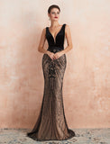 Mermaid / Trumpet Evening Gown Luxurious Dress Formal Evening Sweep / Brush Train Sleeveless V Neck Fall Wedding Guest Velvet Backless with Beading