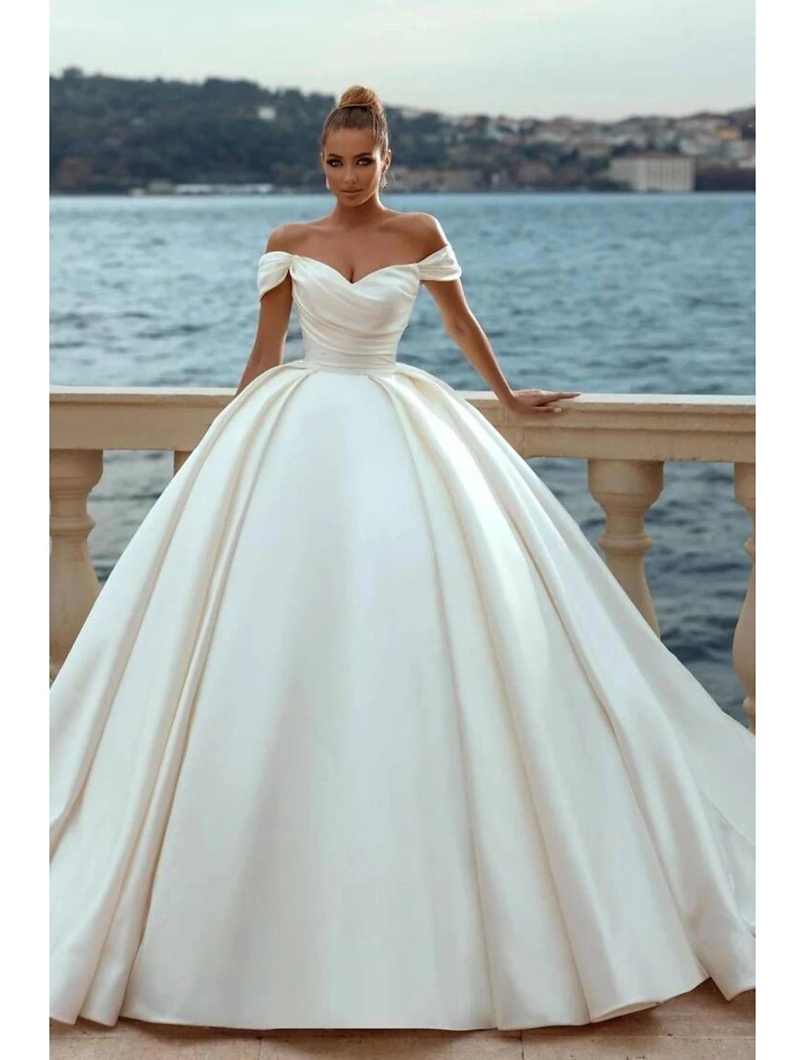 Engagement Formal Wedding Dresses Ball Gown Off Shoulder Cap Sleeve Court Train Satin Bridal Gowns With Ruched Solid Color