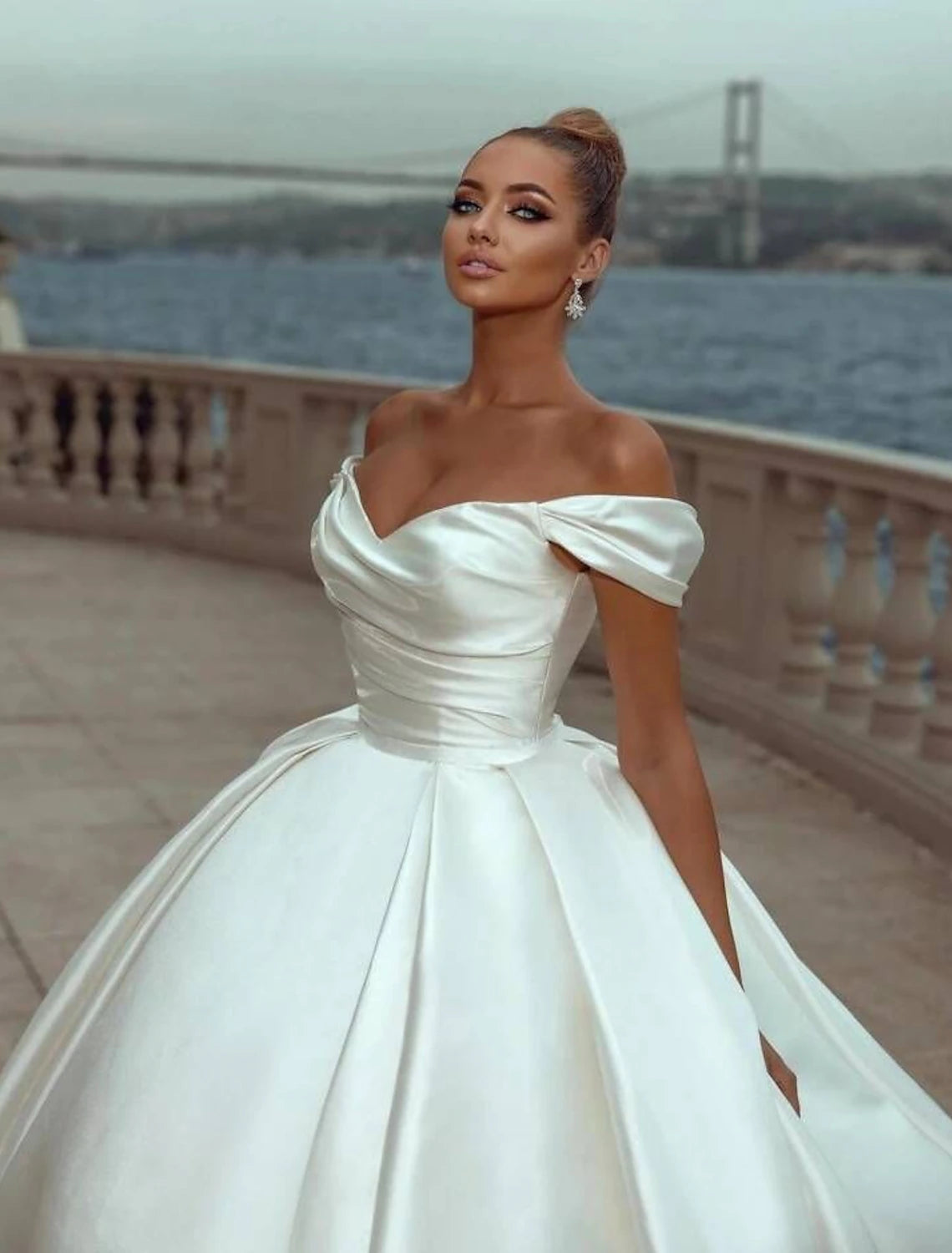 Engagement Formal Wedding Dresses Ball Gown Off Shoulder Cap Sleeve Court Train Satin Bridal Gowns With Ruched Solid Color