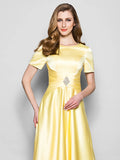 A-Line Mother of the Bride Dress Vintage Plus Size Elegant Jewel Neck Floor Length Satin Short Sleeve with Sash / Ribbon Ruched Crystals