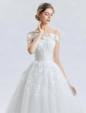 Hall Wedding Dresses Ball Gown Off Shoulder Sleeveless Cathedral Train Satin Bridal Gowns With Lace Beading