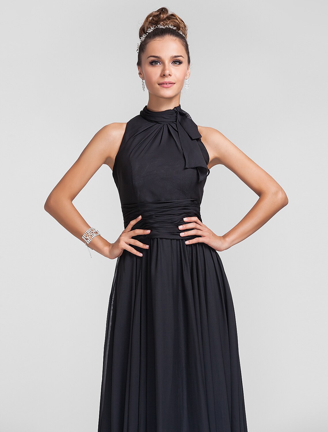 Sheath / Column Bridesmaid Dress Sweetheart Neckline Sleeveless Open Back Sweep / Brush Train Chiffon with Ruffles / Split Front / Ruching main image 0