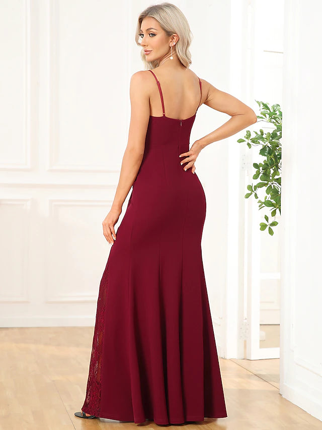 Mermaid / Trumpet Evening Gown Cut Out Dress Wedding Party Floor Length Sleeveless V Neck Polyester with Slit Embroidery