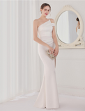 Mermaid / Trumpet Evening Gown Elegant Dress Wedding Guest Floor Length Sleeveless Spaghetti Strap Satin V Back with Slit