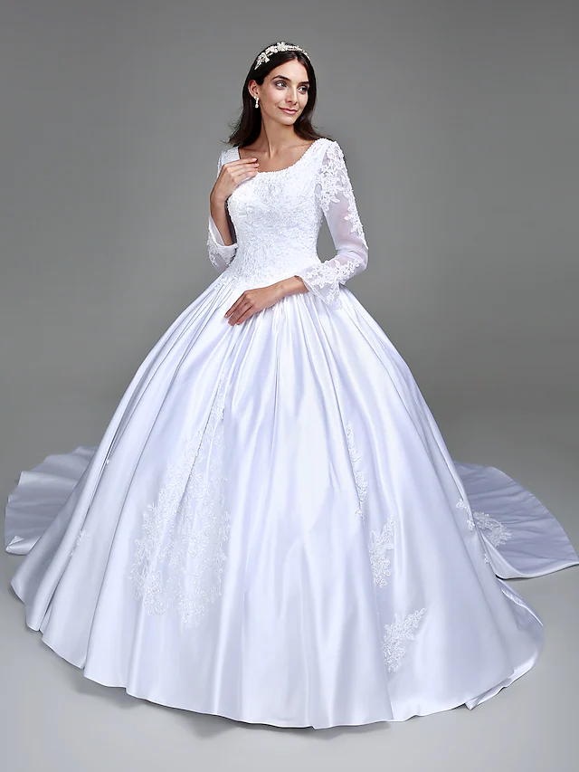 Ball Gown Wedding Dresses Scoop Neck  Satin Long Sleeve Simple Vintage See-Through with Beading Appliques