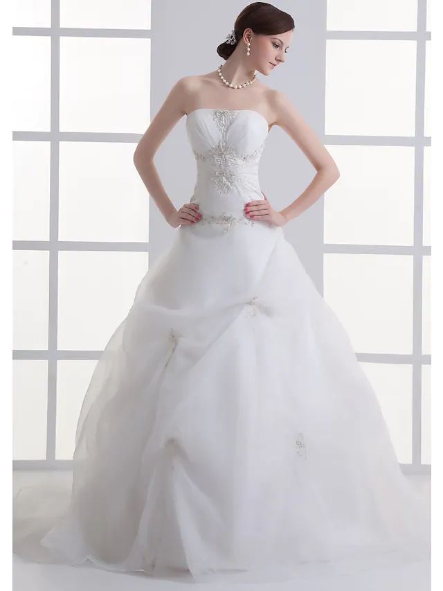 Satin Wedding Dress Strapless Sleeveless Court Train