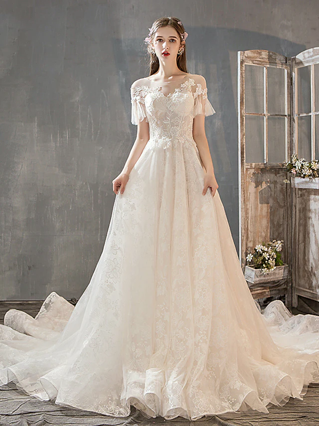 Princess A-Line Wedding Dresses Jewel Neck Court Train Lace Tulle Short Sleeve Romantic with Bow(s) Beading Appliques