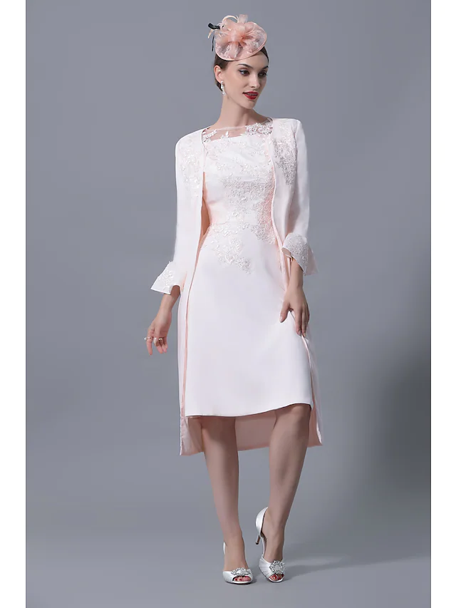 Mother of the Bride Dress Plus Size Elegant Jewel Neck Knee Length Polyester Short Sleeve with Lace