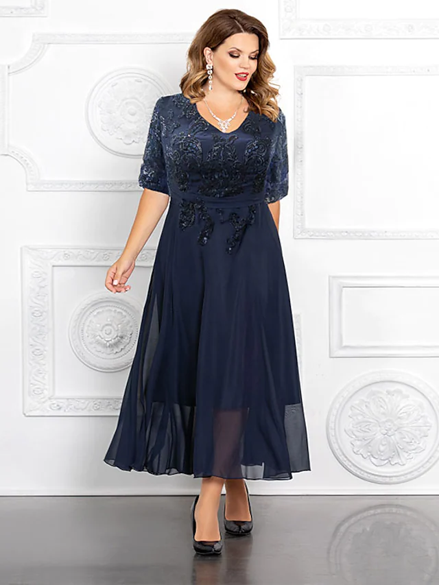 A-Line Mother of the Bride Dress Plus Size Elegant V Neck Ankle Length ...