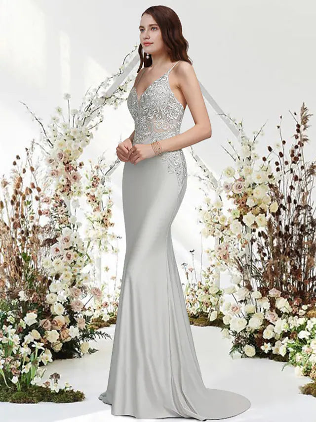 Mermaid / Trumpet Evening Gown Empire Dress Wedding Guest Sweep / Brush Train Sleeveless V Neck Chiffon with Appliques