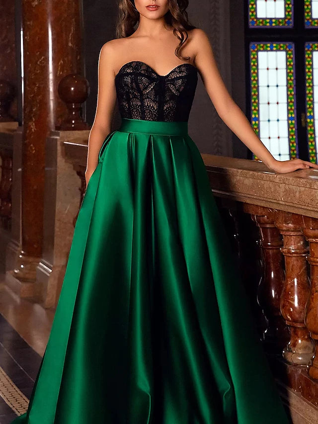 A-Line Evening Gown Vintage Dress Christmas Court Train Sleeveless Sweetheart Pocket Satin with Slit Embroidery Pocket